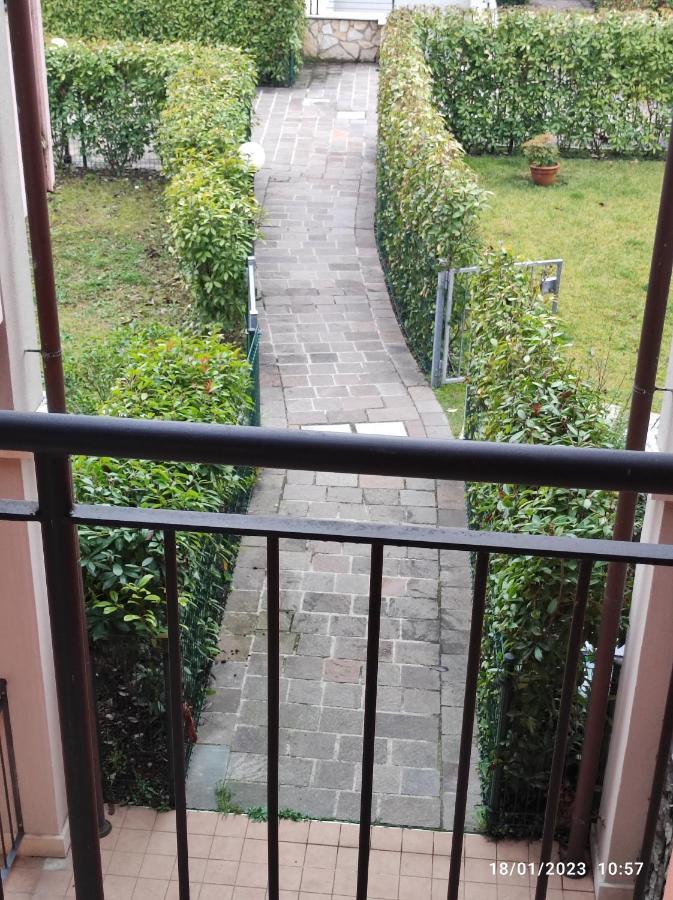 Casa Vacanze Da Riki Appartamento 2 Пескьера-дель-Гарда Экстерьер фото