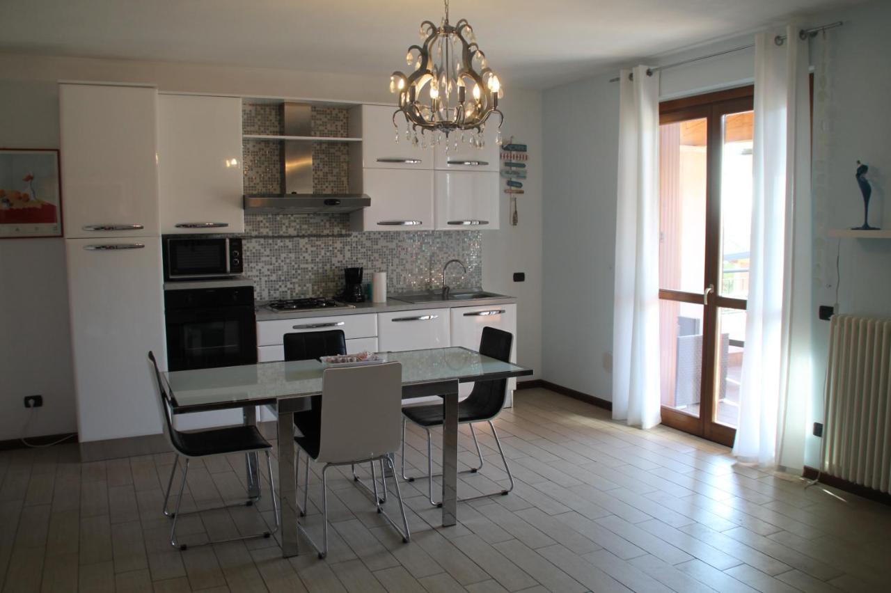 Casa Vacanze Da Riki Appartamento 2 Пескьера-дель-Гарда Экстерьер фото
